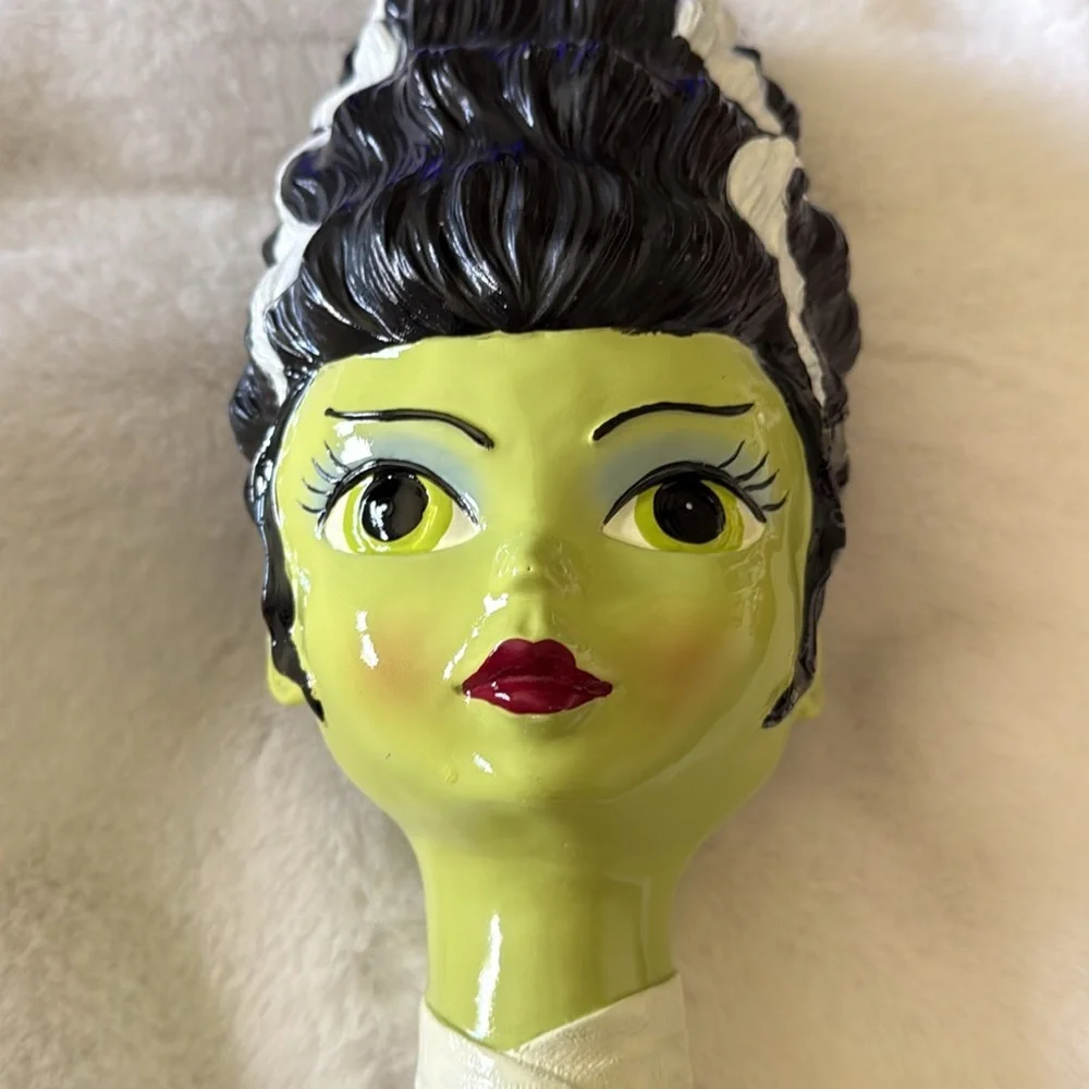 Bride of Frankenstein NWT Spooky Green & Black 15” Resin Halloween Decor